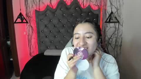  Lari online show from February 28, 2:42 am