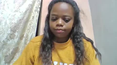 larissa645771 online show from June 2, 6:59 am