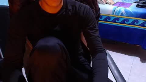 Larry online show from March 4, 1:24 am