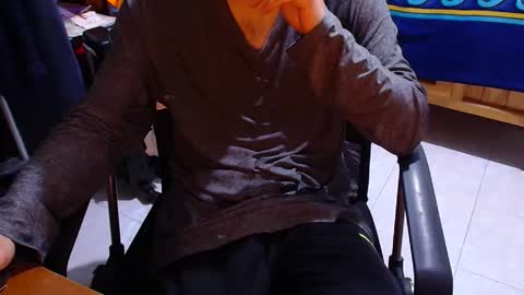 Larry online show from March 7, 6:35 am