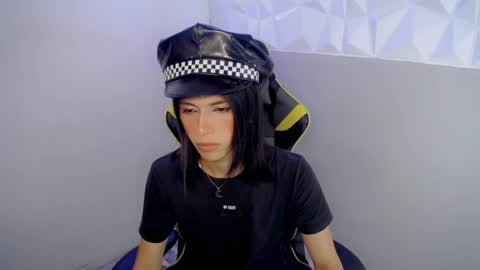 larry online show from April 16, 9:39 pm