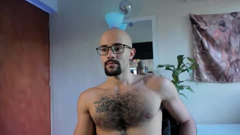 larry_stewart online show from April 21, 2:24 pm