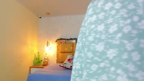  MIA  online show from December 2, 12:14 pm