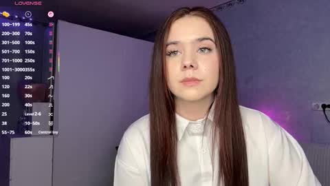 Amelia online show from March 18, 3:51 pm