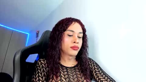 Snapshot of latin_goddessx chatting on October 21, 5:45 am instagramlatin goddessx im nikoll online show from October 21, 5:45 am