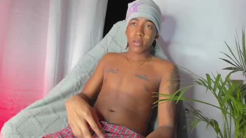 Snapshot of latin_kay1 chatting on September 12, 4:14 am kay online show from September 12, 4:14 am