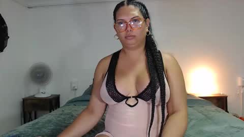 Snapshot of latinaflower_ts chatting on October 17, 11:53 pm FLOR SALVAJE online show from October 17, 11:53 pm