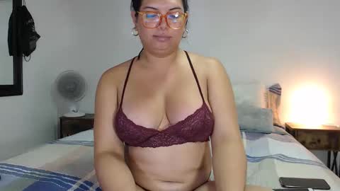Snapshot of latinaflower_ts chatting on October 23, 4:52 pm FLOR SALVAJE online show from October 23, 4:52 pm
