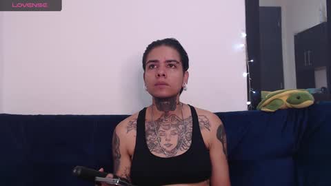 Snapshot of latinaleksa chatting on December 20, 3:21 pm Alex online show from December 20, 3:21 pm