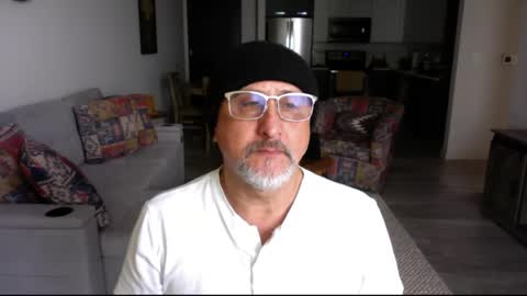 QS - INDEPENDENT MODEL online show from February 16, 8:11 pm