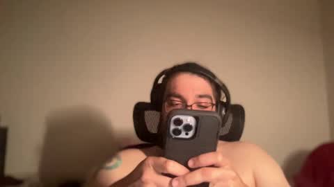 call me papi -- follow my twitter latinoc30 online show from February 15, 5:19 am