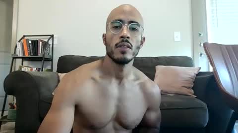 latinomixedbbc online show from November 7, 6:10 pm