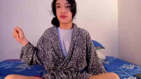 latinsecretfantasy online show from January 11, 8:48 pm