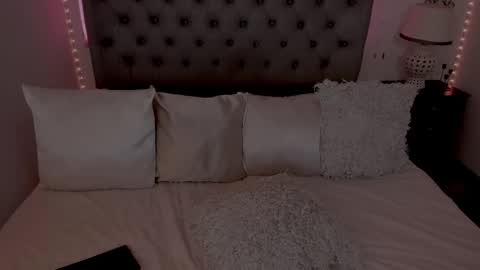 Laura online show from March 3, 8:32 am