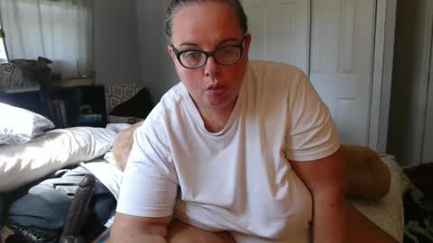 Snapshot of laulauma chatting on September 19, 4:54 pm LauLauMa online show from September 19, 4:54 pm