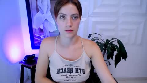 LAURA online show from November 11, 4:20 pm