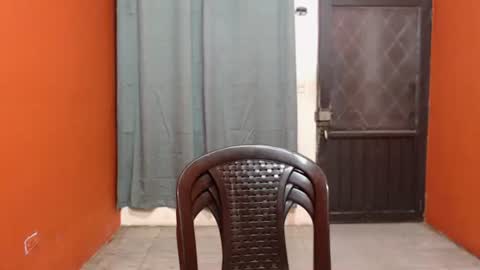 CALL ME LOVE  LAURA online show from February 9, 4:46 am