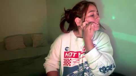 laura online show from April 10, 6:30 am