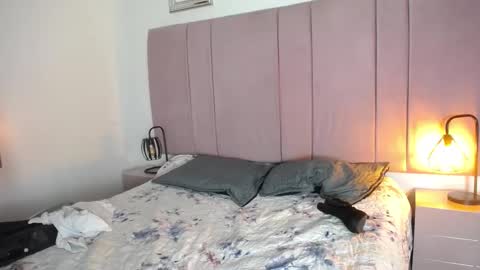 laura hotties online show from March 11, 4:18 pm