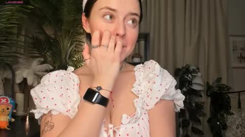 Samantha online show from March 8, 3:49 pm