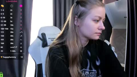 Laura online show from March 5, 10:02 am