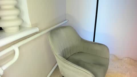 Leila Libertas online show from February 2, 10:06 pm