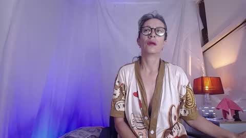 Laura Sofia online show from March 21, 6:08 am