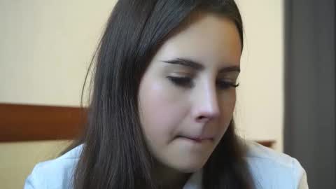 Monica online show from November 23, 11:52 am