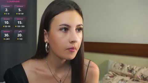 Monica online show from September 29, 9:19 am