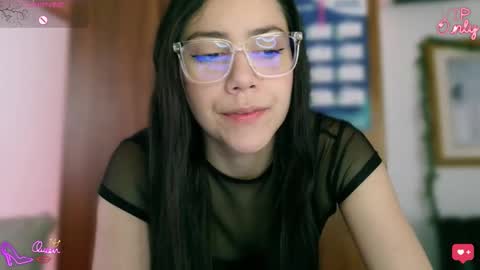 Lauren online show from March 22, 3:38 pm