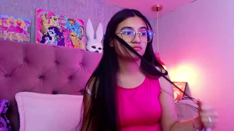 Laurene online show from February 12, 6:28 am