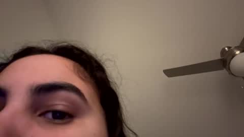 laurenivy online show from April 4, 12:06 am