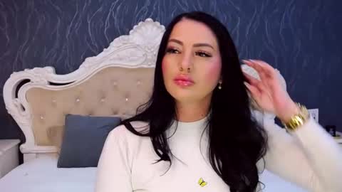 Laura online show from November 4, 7:21 am