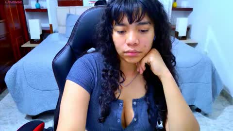 laurent online show from November 12, 3:20 am