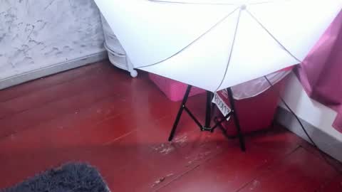 Laurent  online show from January 19, 11:20 am