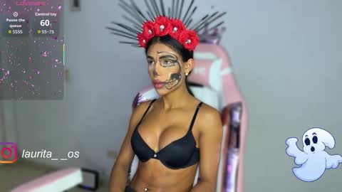 laurita_os online show from October 30, 5:19 am