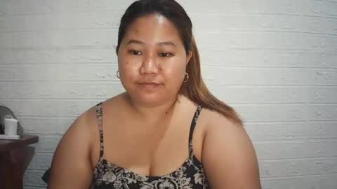 lavalyn214 online show from May 12, 5:55 pm