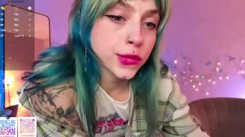 Melissa online show from May 12, 7:01 pm