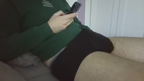 laveudos online show from March 18, 3:40 pm