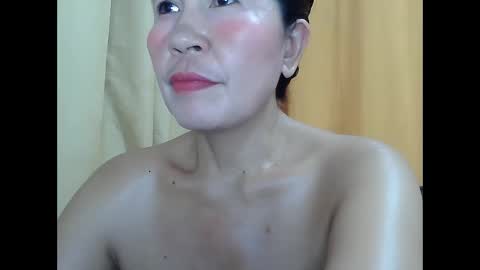 lavine1983 online show from April 15, 11:16 pm