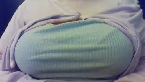 layannalea online show from November 6, 6:16 am