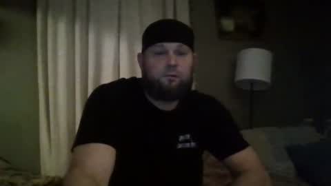 Snapshot of layinlow42 chatting on February 1, 10:55 pm layinlow42 online show from February 1, 10:55 pm