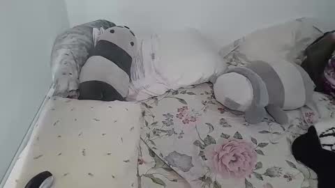 Layla online show from March 21, 10:35 pm