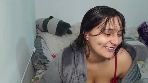 Layla online show from March 19, 12:27 am