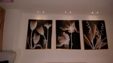 Layla online show from January 24, 4:05 am