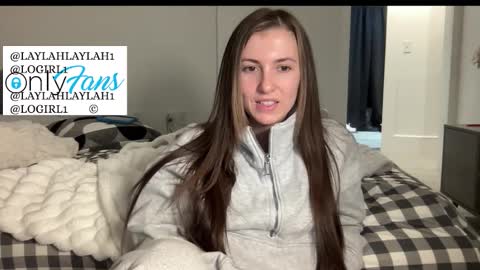 laylahlaylah1 online show from January 15, 11:08 am