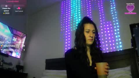 laylolasquirt online show from September 13, 4:48 am