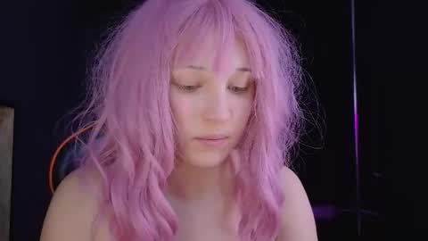 Lea online show from February 22, 5:37 pm