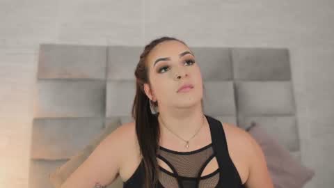 lea_walkerr online show from June 22, 7:43 pm