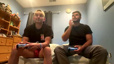 leaderzac online show from August 6, 1:25 am